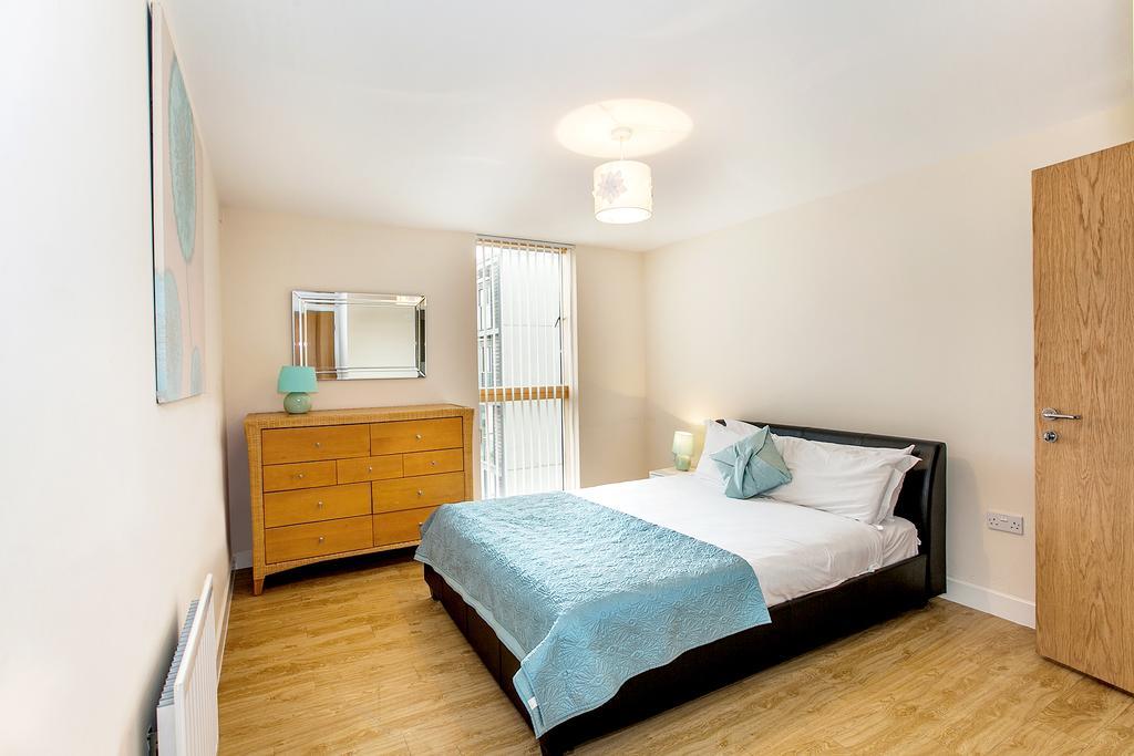 Shortstaymk Vizion Apartments, With Free Superfast Wi-Fi, Parking, Sky Sports And Movies Milton Keynes Zimmer foto