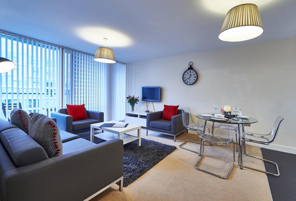 Shortstaymk Vizion Apartments, With Free Superfast Wi-Fi, Parking, Sky Sports And Movies Milton Keynes Exterior foto